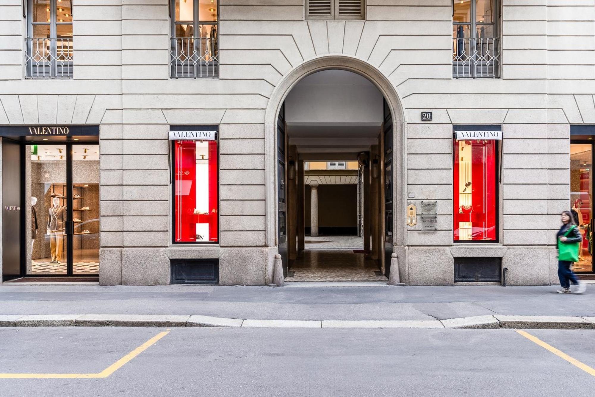Allegroitalia Penthouse Montenapoleone Milan Exterior photo